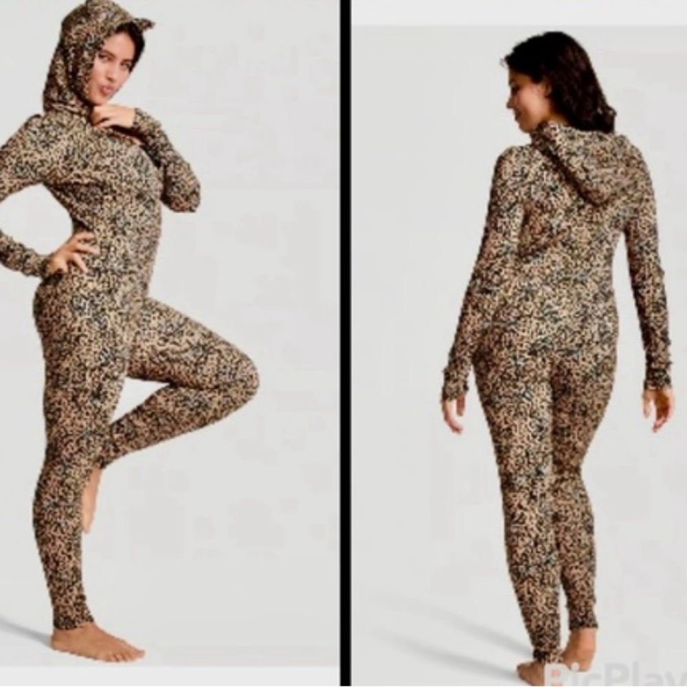 Victoria's Secret Leopard Print Hooded Ears Onesie Tan Black HALLOWEEN jumpsuit